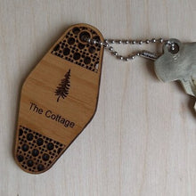  Vintage Motel Keychain with the word cottage and image of trees - The Red Door Engraving Company Inc.